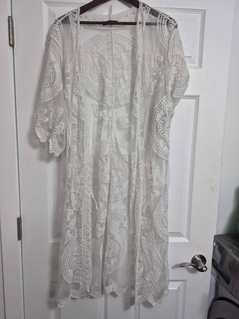 White Sheer Embroidered Tunic Kimono
